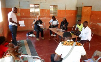 Résidence d'étude au Burkina novembre 2015 . photo Elodie, de RV chez nous web Burkina 2015 Formation Scéno photo Elodie de RV chez nous.jpg